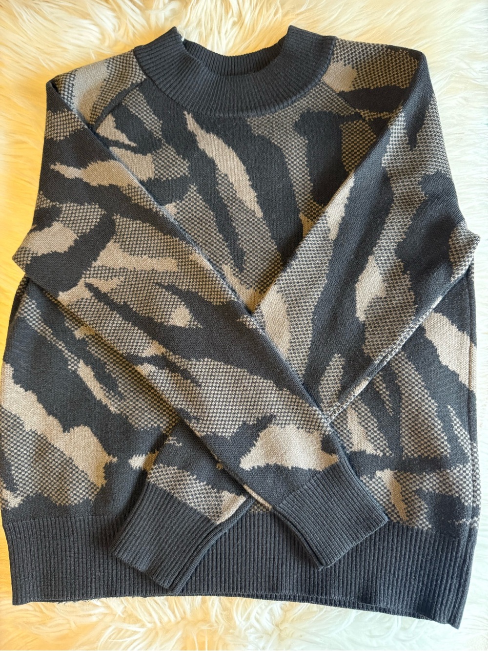 Athleta Women's Black and Brown Jacquard Camo Wool Blend Crewneck Sweater